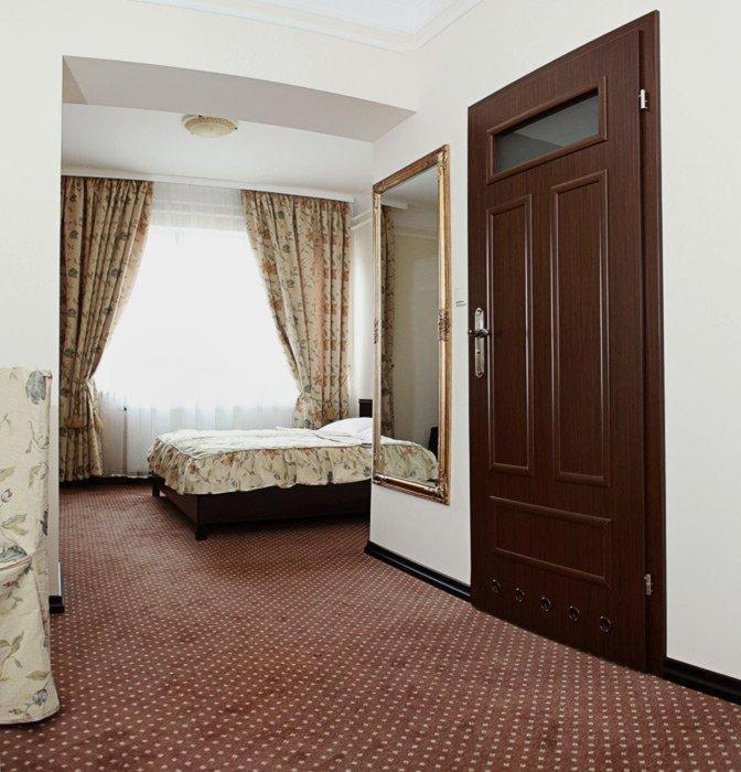 Wzgorze Toskanii Conferences & Restaurant Przeźmierowo Szoba fotó
